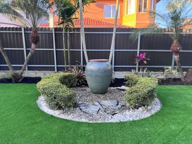 Building Photo - 15387 SW 21 Ln