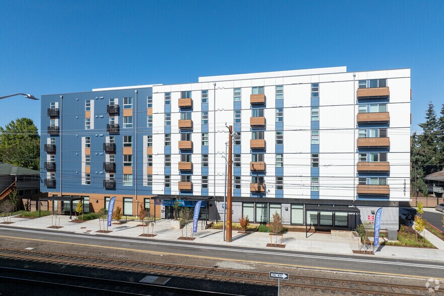 Exterior - Traditions at Hazelwood Senior Living