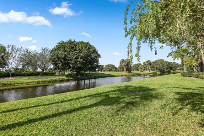 Building Photo - 2835 Polo Island Dr