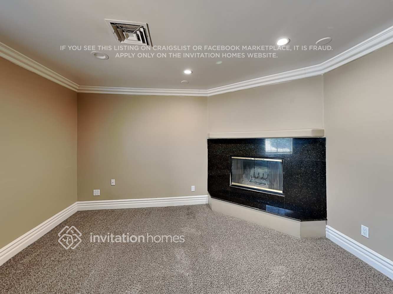 Building Photo - 9305 E Adobe Rd