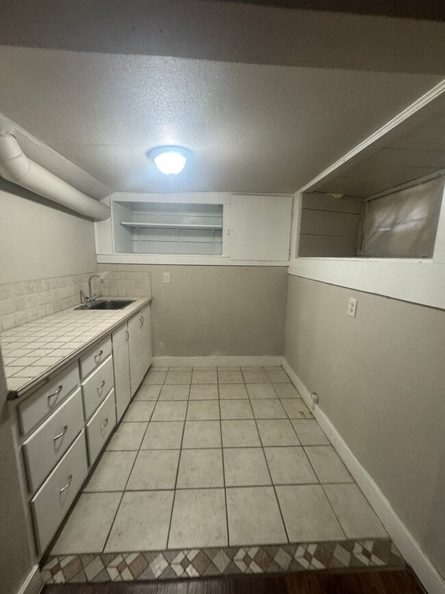 Building Photo - Non-Refundable & Security Deposit Total: $...