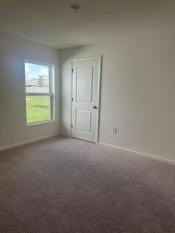 Building Photo - 993 Ambleside Dr