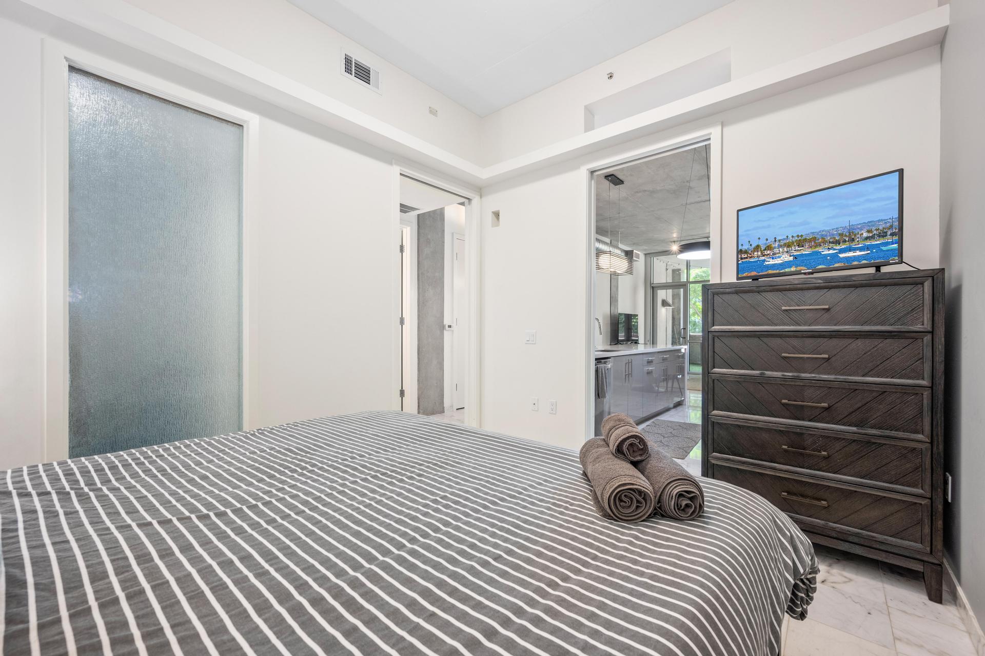 Building Photo - 1025 Island Ave