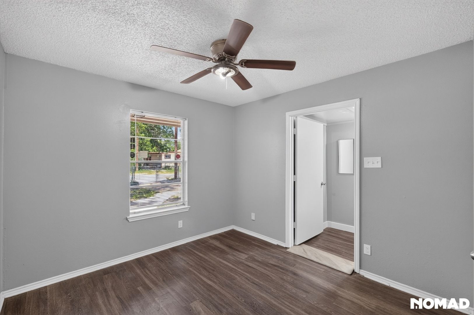 Building Photo - 2206 Colima St