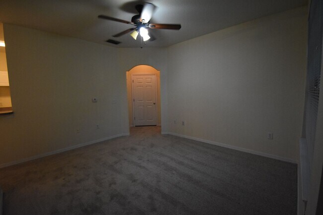 Building Photo - 850 Grand Regency Pointe