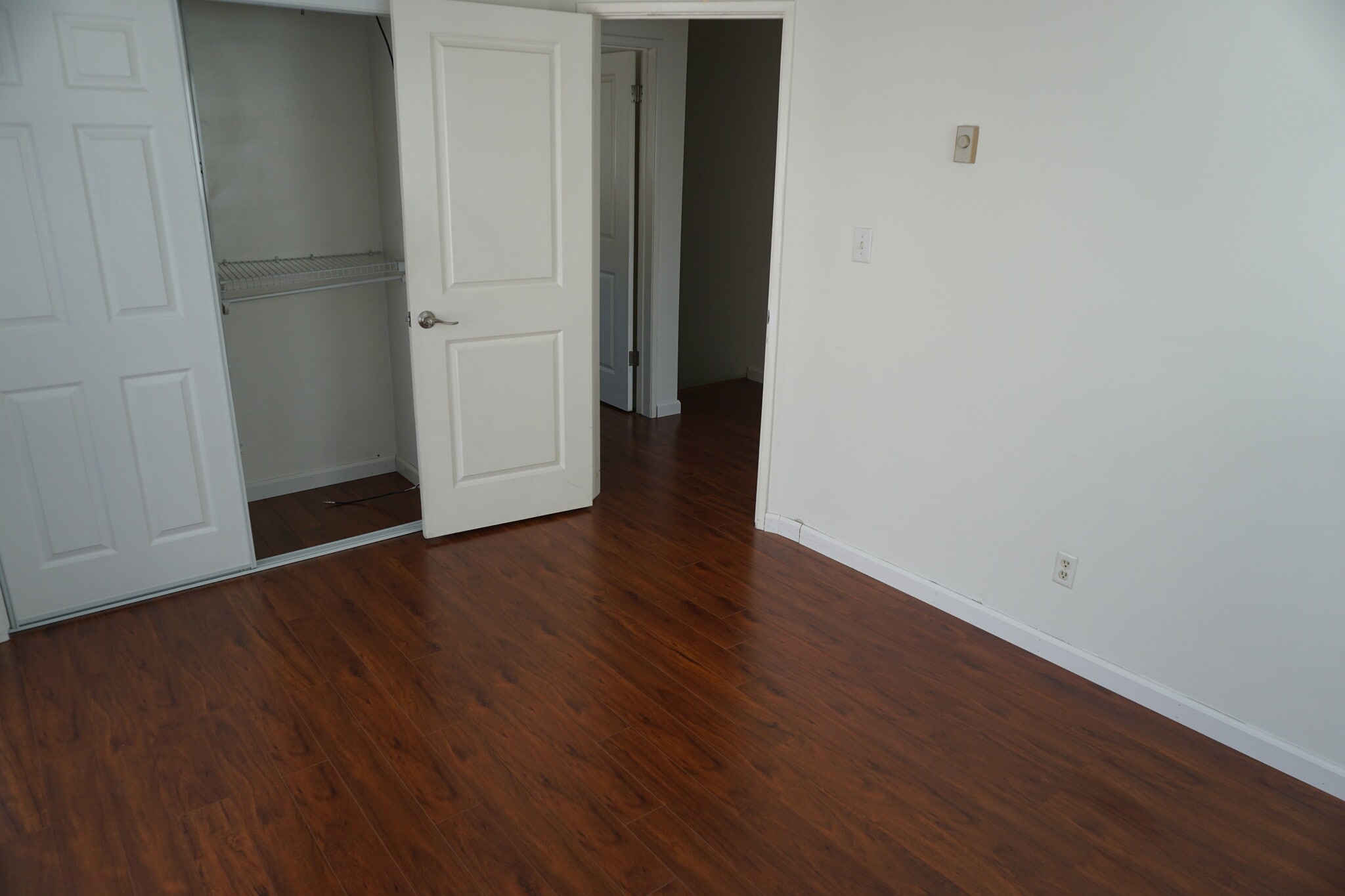 Bedroom 2 view 2 - 2409 Harriman Ln