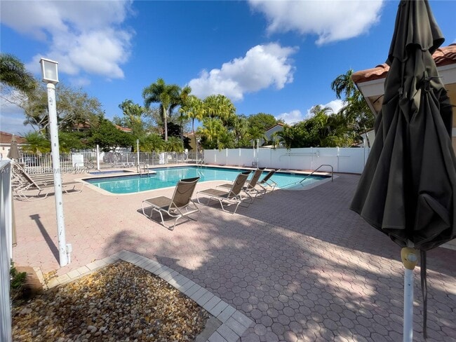 Building Photo - 931 Opal Terrace