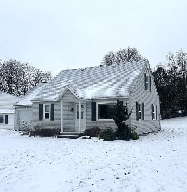 Building Photo - 3 Wills Dr