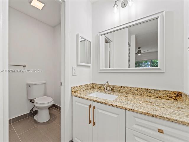 Building Photo - 8218 SW 82nd Ct