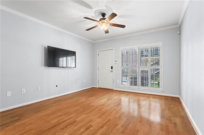 Building Photo - 3675 Peachtree Rd NE