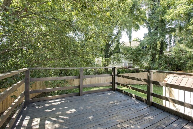 Building Photo - 6215 Laredo Ave