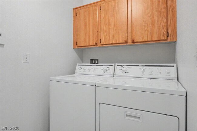 Building Photo - 6671 E Walnut Canyon Dr