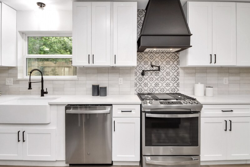Building Photo - 5614 Oakhaven Ln