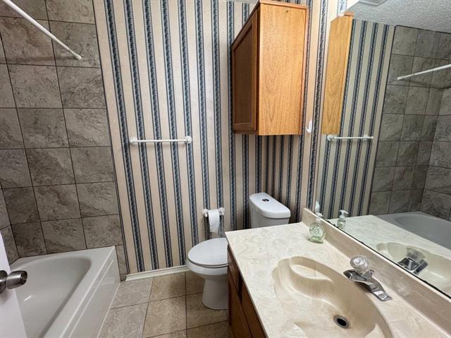 Building Photo - 942 Boxwood Dr