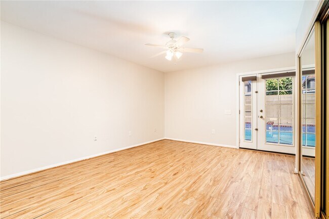 Building Photo - 6761 Rook Dr