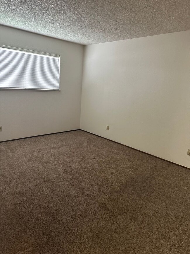 Building Photo - 7761-7763 Pompei Court