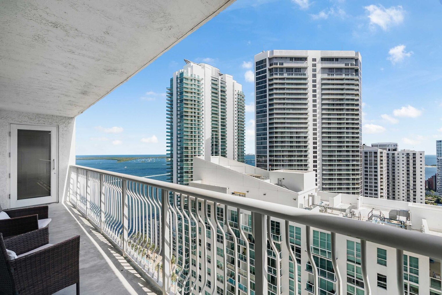 Building Photo - 1200 Brickell Bay Dr