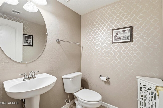 Building Photo - 3834 E Diamond Rd