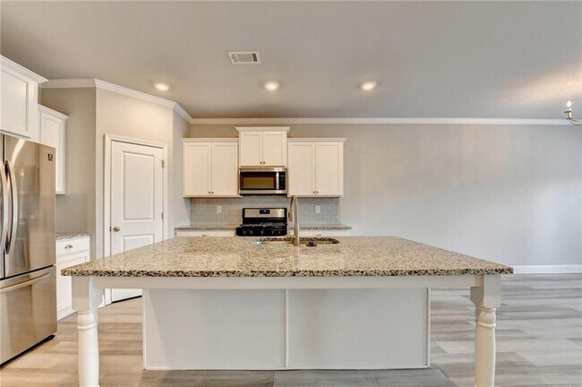 Building Photo - 2408 Morgan Creek Rd