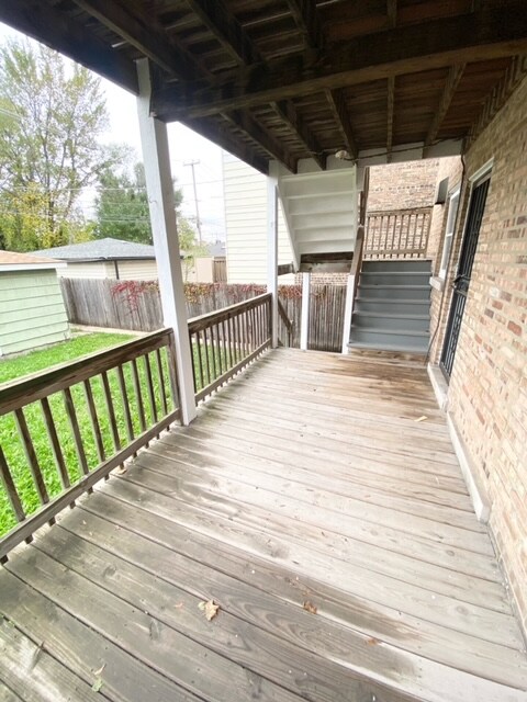 Building Photo - 10324 S Vernon Ave