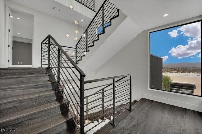 Building Photo - 378 Tranquil Peak Ct