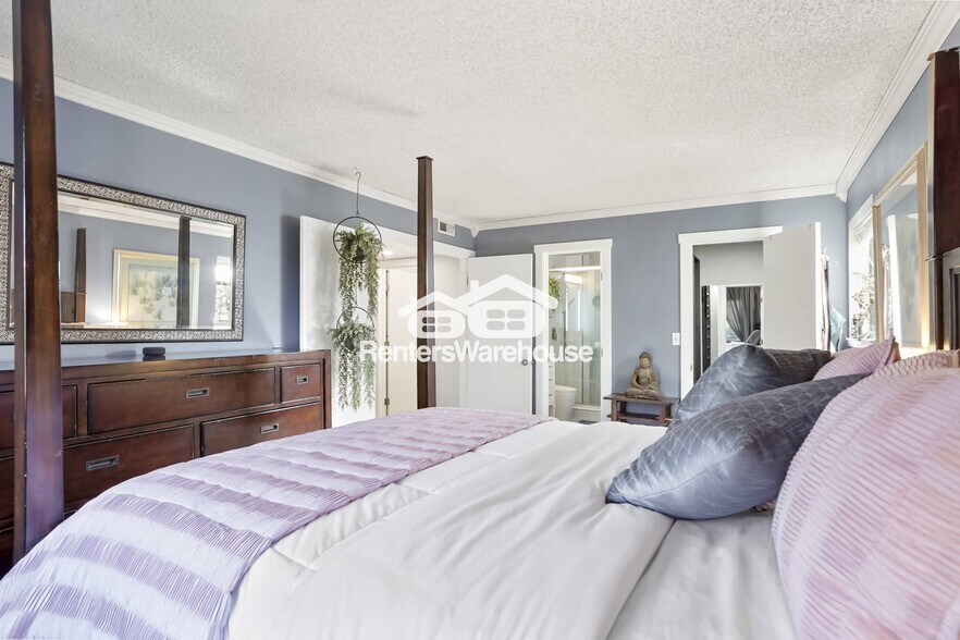 Building Photo - 8225 Fairmount Dr