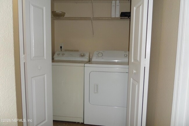 Building Photo - 10150 Belle Rive Blvd