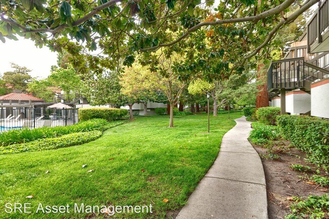 Building Photo - 1 br, 1 bath House - 701 San Conrado Ter #3