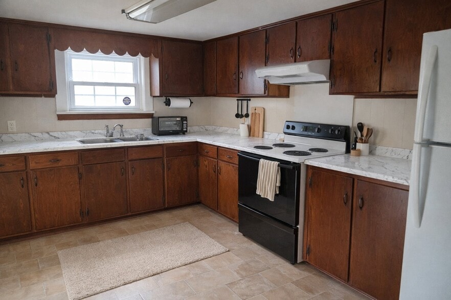 Building Photo - 307 W Greenwood St