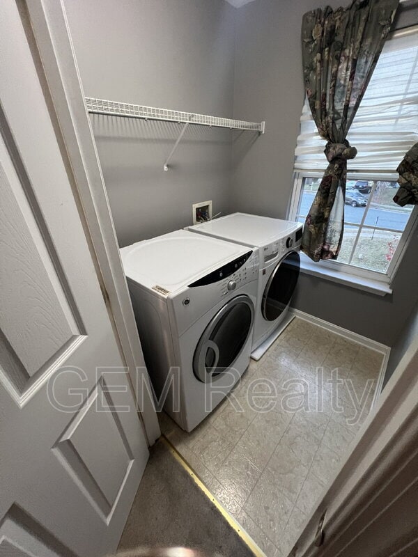 Building Photo - 11 Maggie Ct