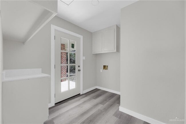 Building Photo - 26 Tiquisate Ave