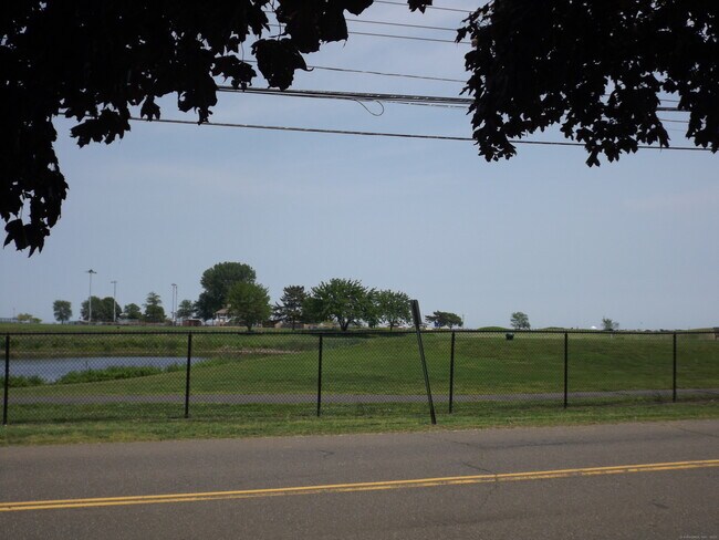 Building Photo - 1165 Stratford Rd