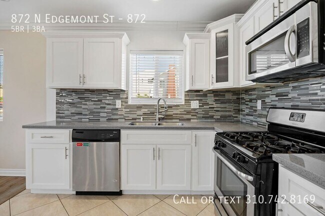 Building Photo - 872 N Edgemont St