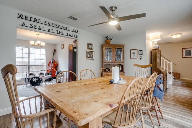 Building Photo - 5221 Grand Mesa Dr