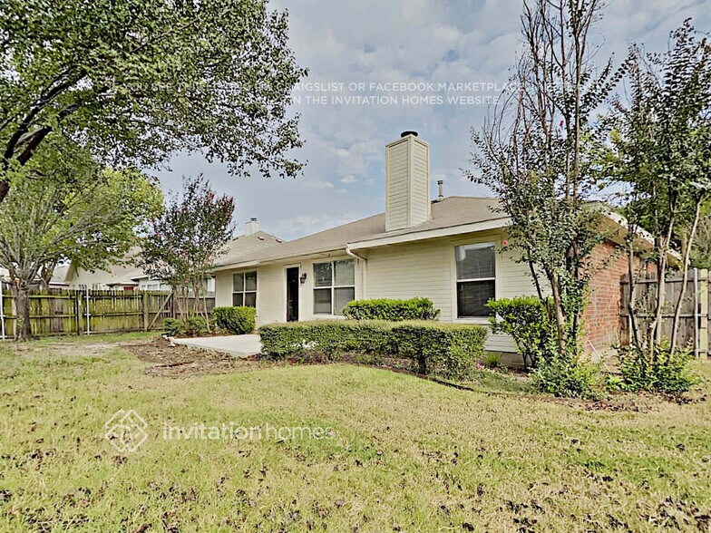 Building Photo - 1001 Ridgecrest Dr