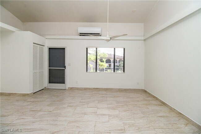 Building Photo - 826 Wiggins Pass Rd