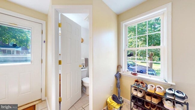 Building Photo - 769 Ardmore Ave