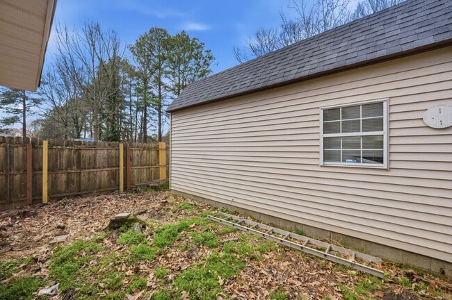 Building Photo - 25 Chowan Pl