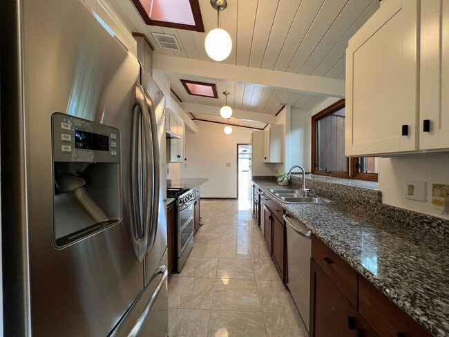 Building Photo - Palo Alto House (3 Beds / 2 Bath) with Ext...