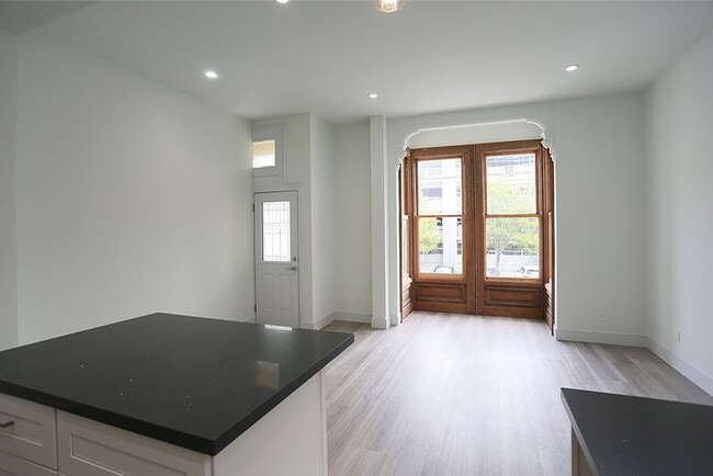 Building Photo - OPEN HOUSE: Tuesday (7/22) 7:00pm-7:30pm. ...
