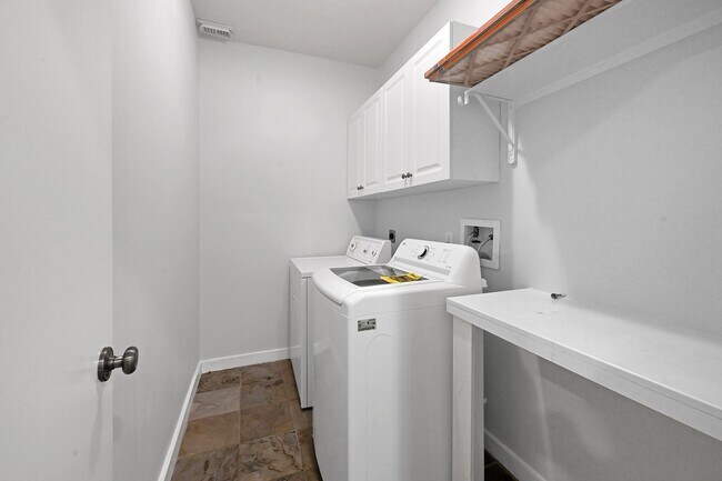 Building Photo - 5416 Kiam St