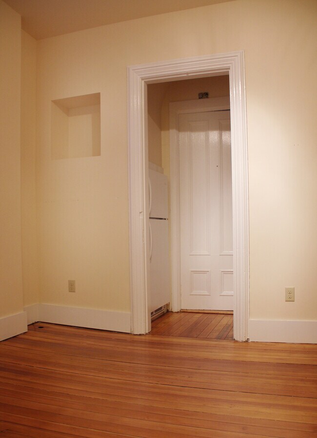 Building Photo - 51 N Union St