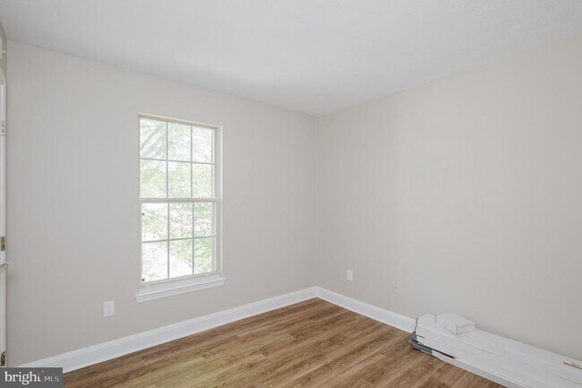 Building Photo - 3100 Cardinal Way