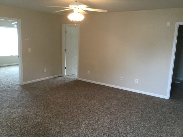 Building Photo - 8018 McKee Dr