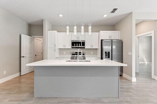 Building Photo - Deposit-Free! Modern, energy efficient hom...