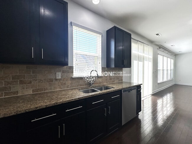 Building Photo - 4 Bedroom 2.5 Bathroom in Indian Trail