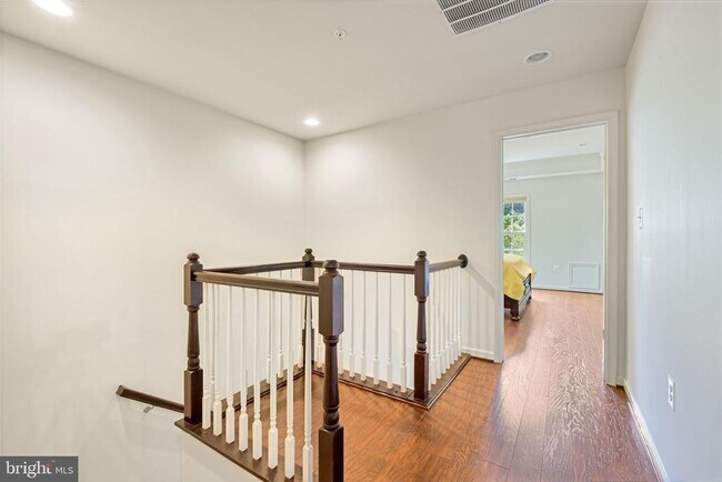 Building Photo - 1550 Rabbit Hollow Pl