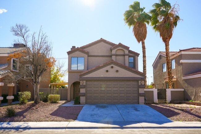 Building Photo - Stunning 3 Bed / 2.5 Bath Home w/ Loft, Two-Story Atrium & Remodeled Kitchen