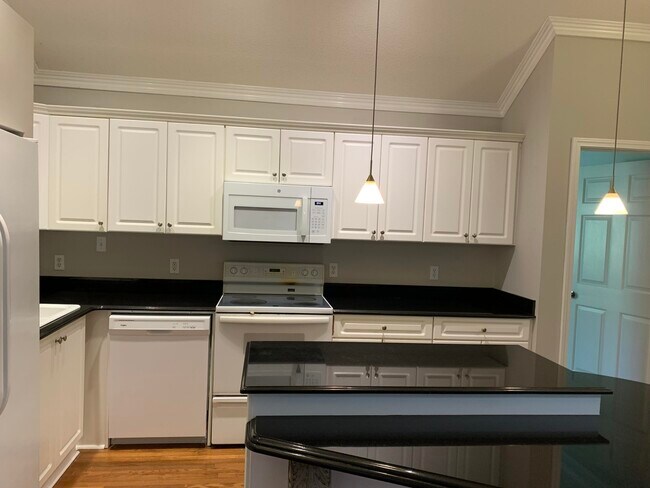 Building Photo - 307 Sand Myrtle Way