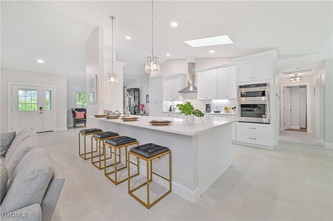 Building Photo - 28211 Winthrop Cir